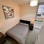 Luxury 5* Penthouse Greenwich Sleep 9 With Parking