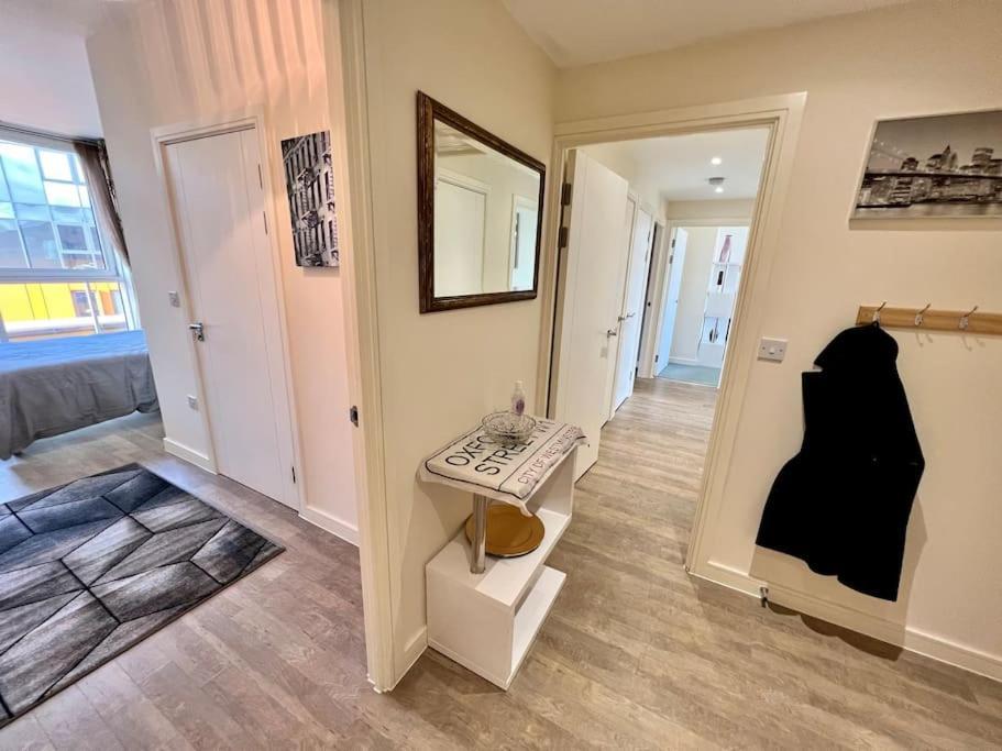 Luxury 5* Penthouse Greenwich Sleep 9 With Parking * Londra